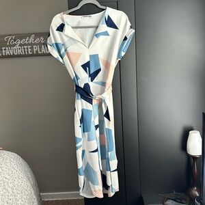 Dress Size L off brand name